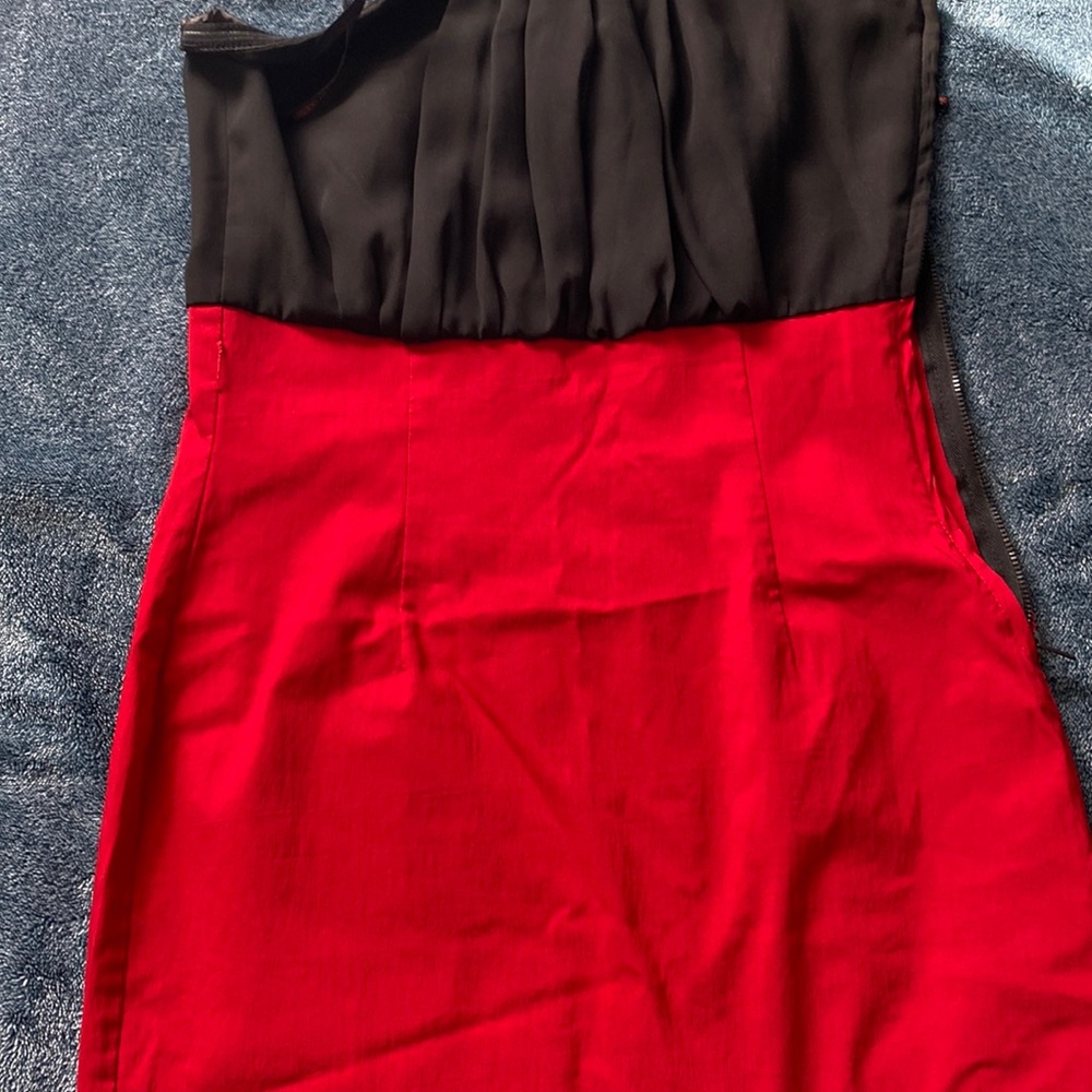 Guess dress size M